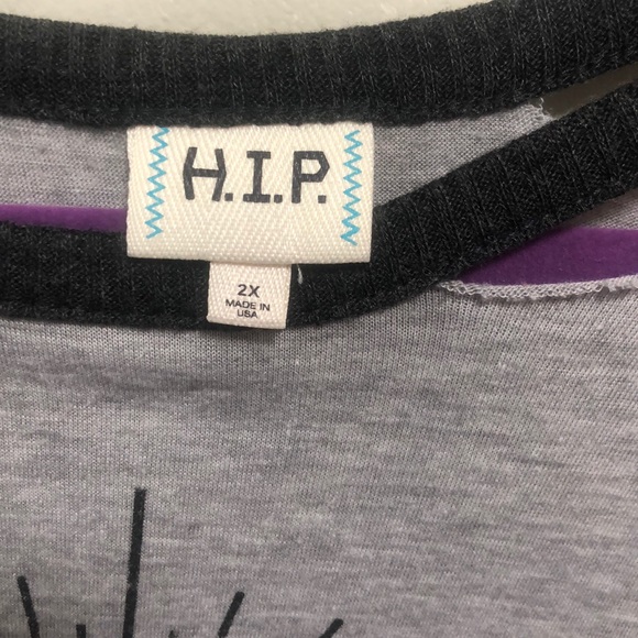 Boho Distressed T-shirt - Picture 3 of 4